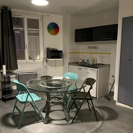 Le Carrel Apartment *